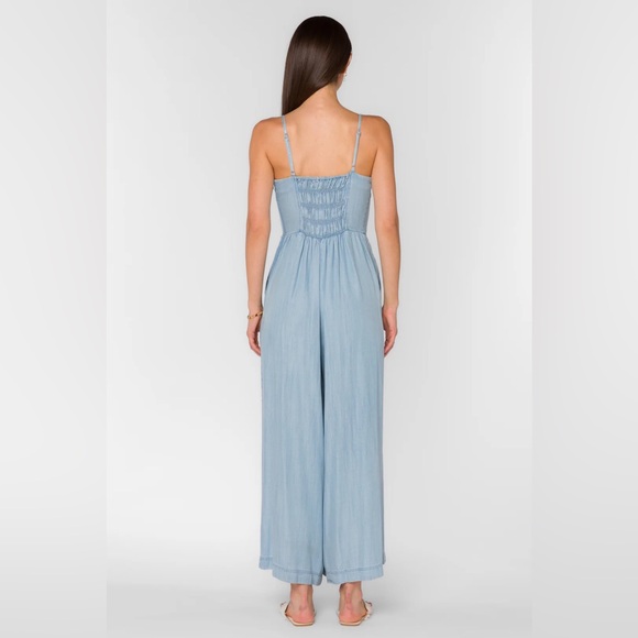 Velvet Heart KARLA CATALINA SKY‎ Chambray JUMPSUIT - Picture 3 of 11